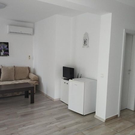 Zoleks Apartment Burgaz Dış mekan fotoğraf